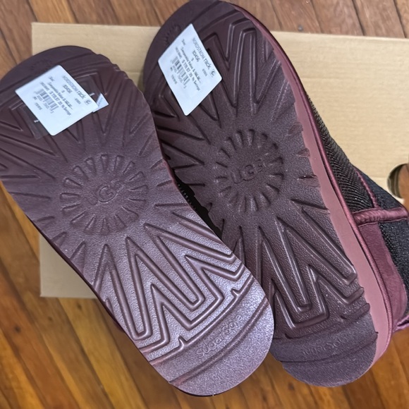 UGG Classic Ultra Mini Mirror Ball Sequence Boots - Picture 5 of 9